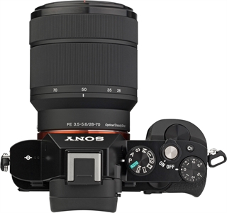 SONY ALPHA 7 + FE 28-70MM F/3.5-5.6 OSS