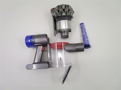 DYSON V7 FLUFFY