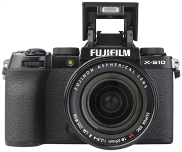 FUJIFILM X-S10 + XF18-55