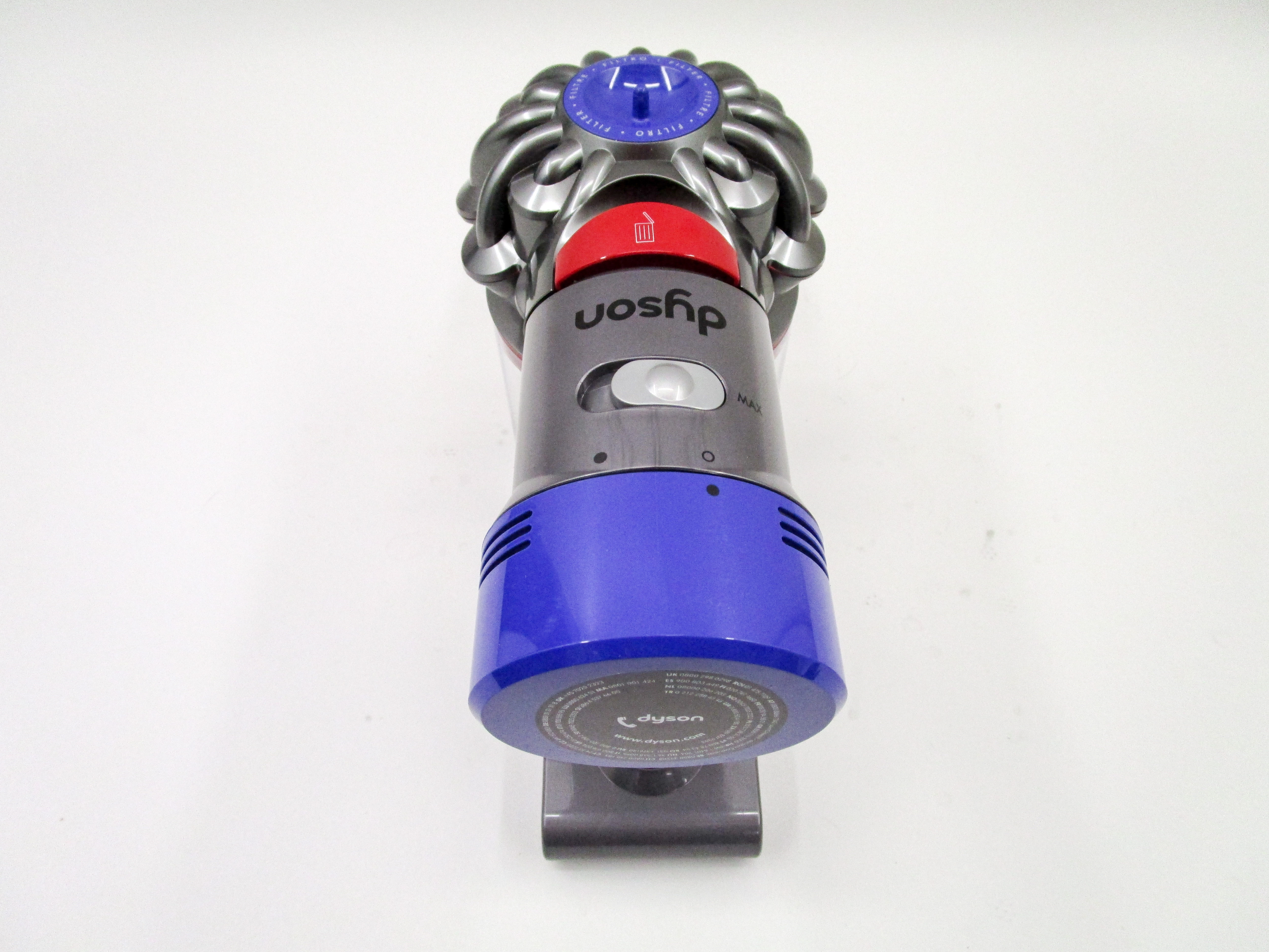 DYSON V7 FLUFFY